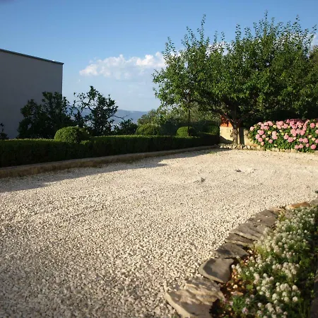 Apartament Ljilja Sea View *
