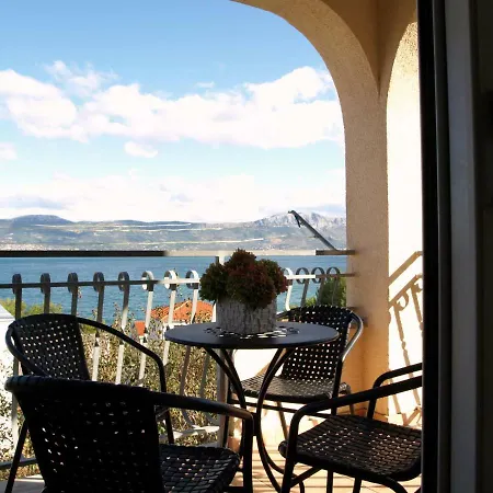 Ljilja Sea View
